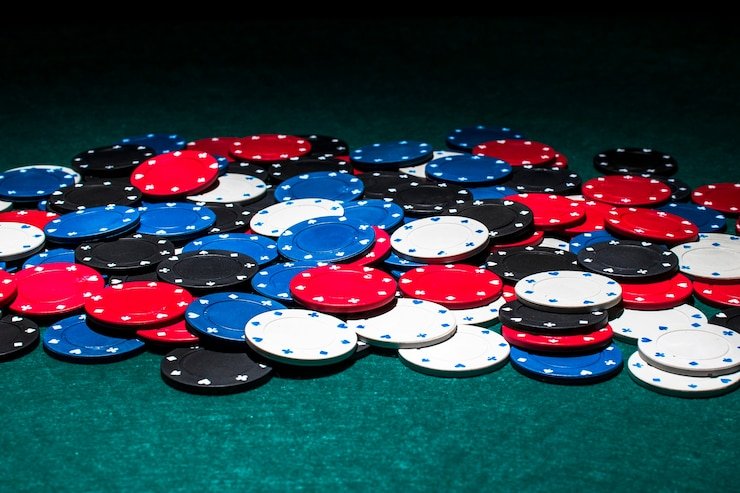 Sic Bo dice combinations Sic Bo three-dice table with combination betting options displayed